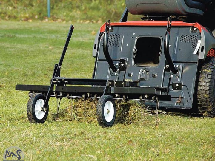 Vertikutierer Entmooser Rasenlüfter für Rasentraktor 102 cm
